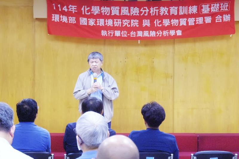 吳焜裕理事長開訓致詞
