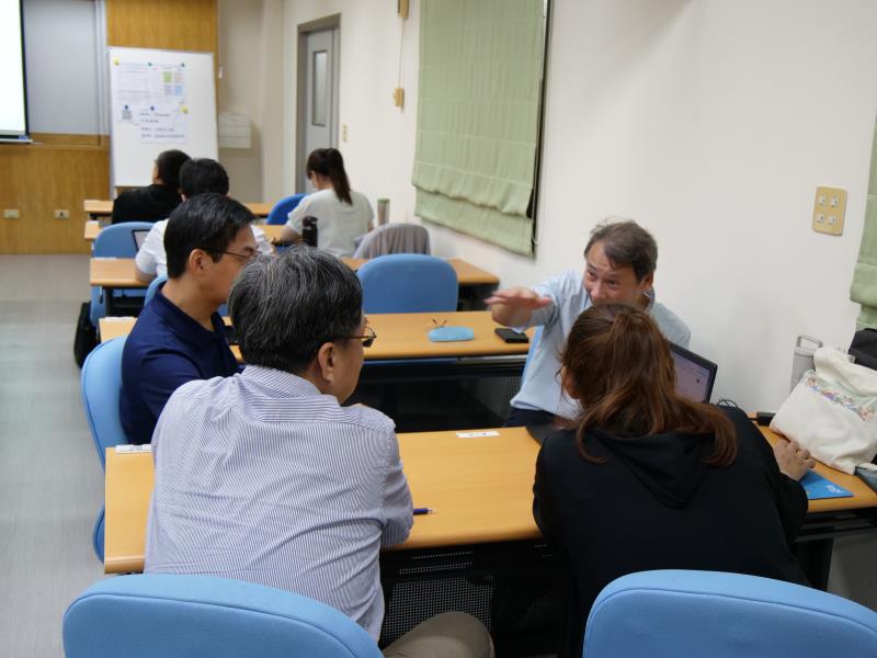 學員實務議題討論情形