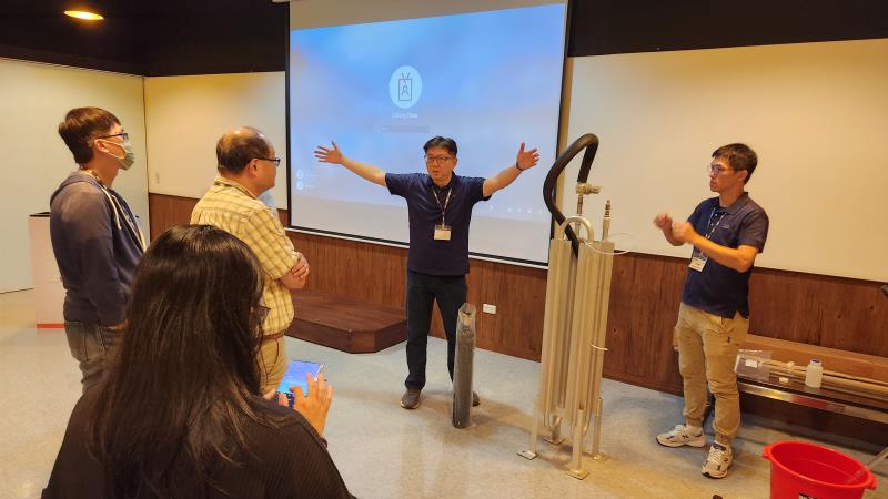 採樣設備介紹及實作