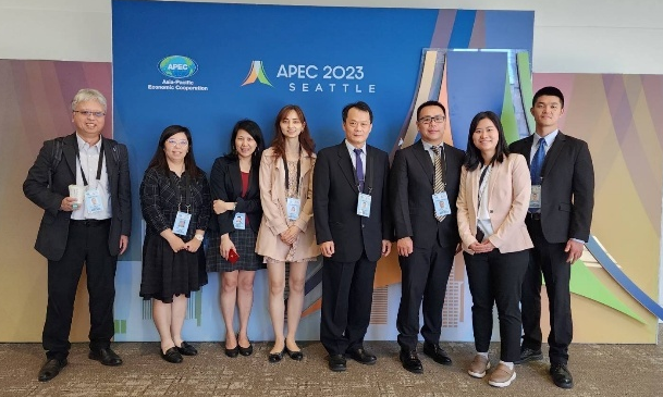 我代表團合照-2