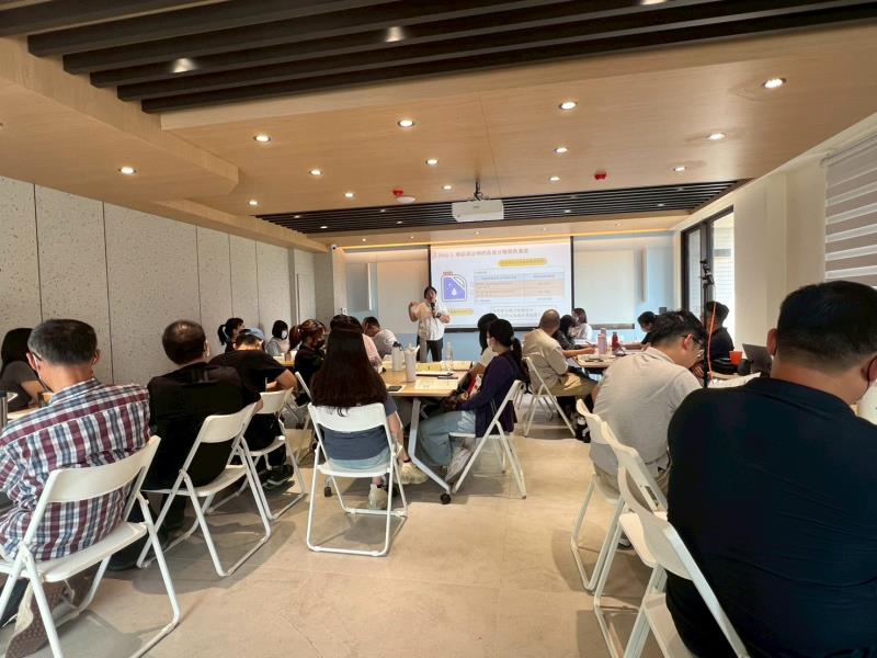 馮靜安老師說明混合物標示範例