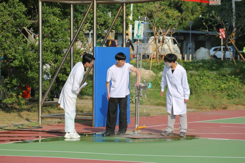 15實驗室意外事故處理演練02